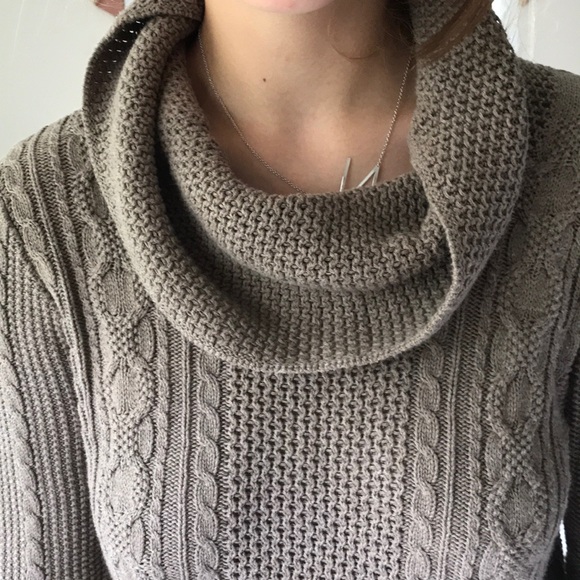 Sweater - Picture 2 of 5